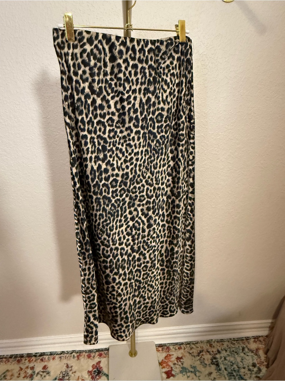 Alya Leopard Print Maxi Skirt in Beige and Black  (B1) - Picture 3 of 7